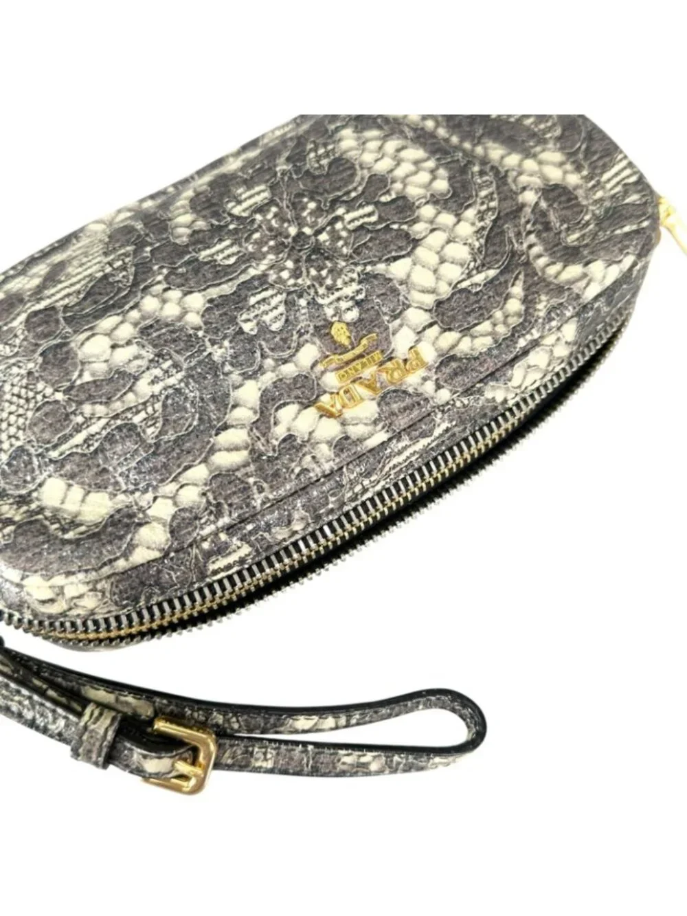 Prada motif not italy
